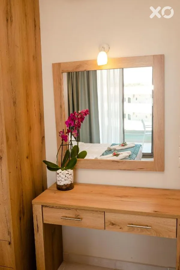 Robolla Beach Aparthotel