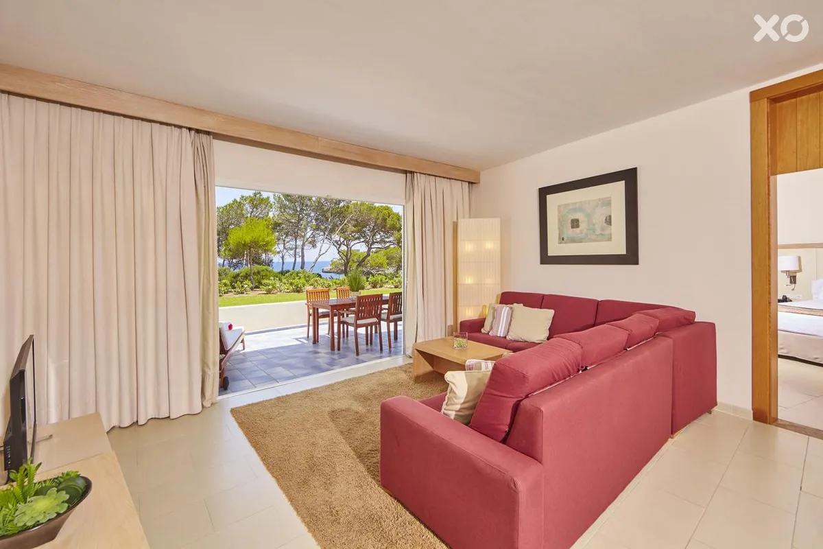 Ikos Porto Petro
