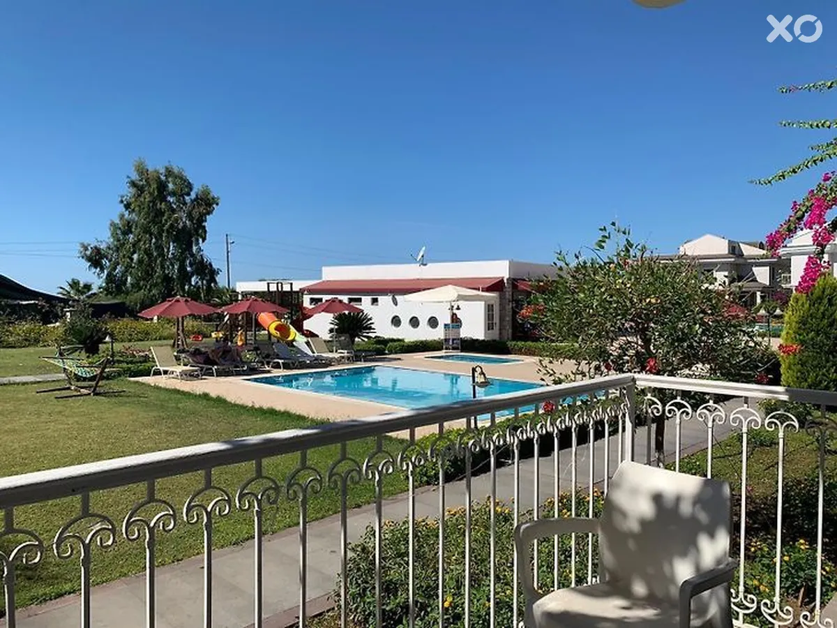 Daphne Residence