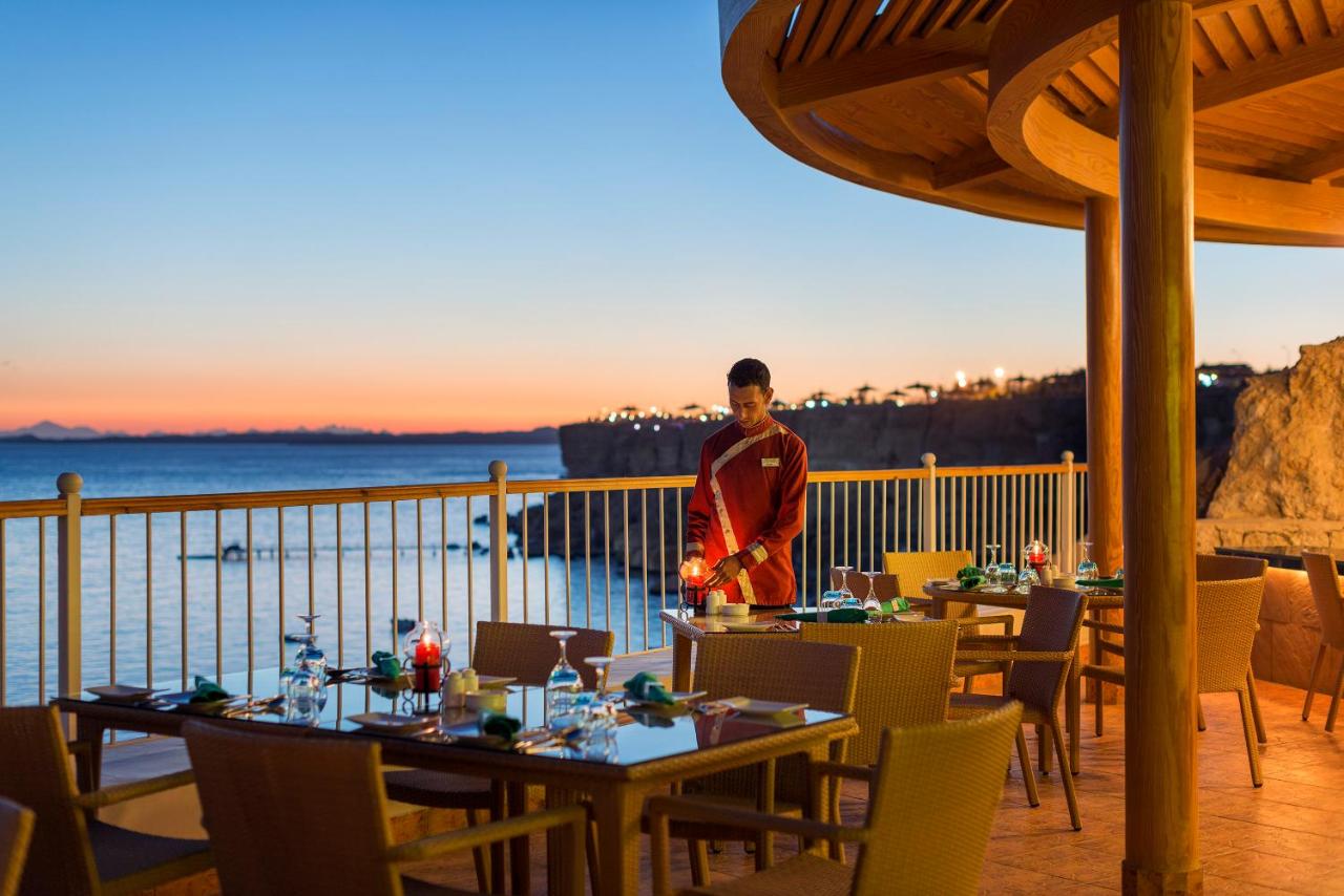 Reef Oasis Beach Resort