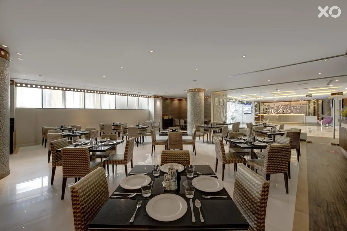 Howard Johnson Plaza by Wyndham Dubai Deira