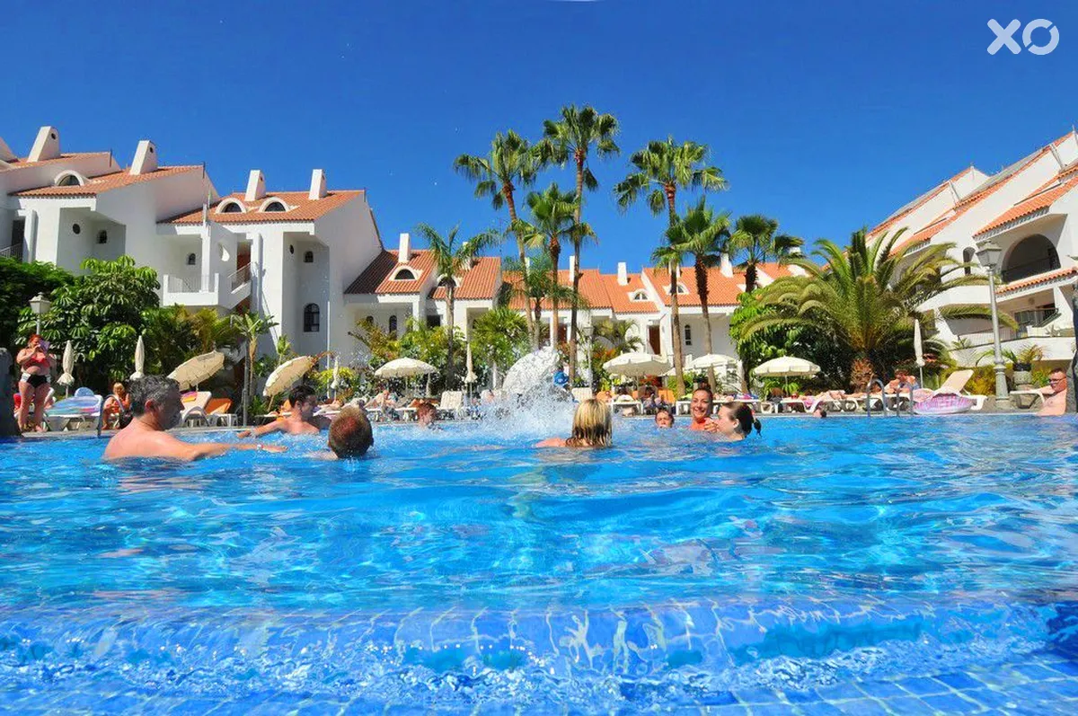 Paradise Park Fun Lifestyle Hotel
