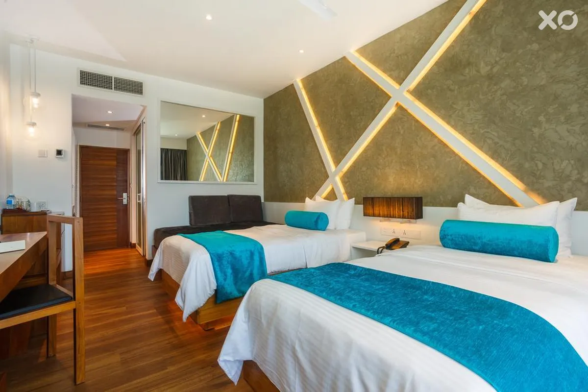 Camelot Beach Hotel