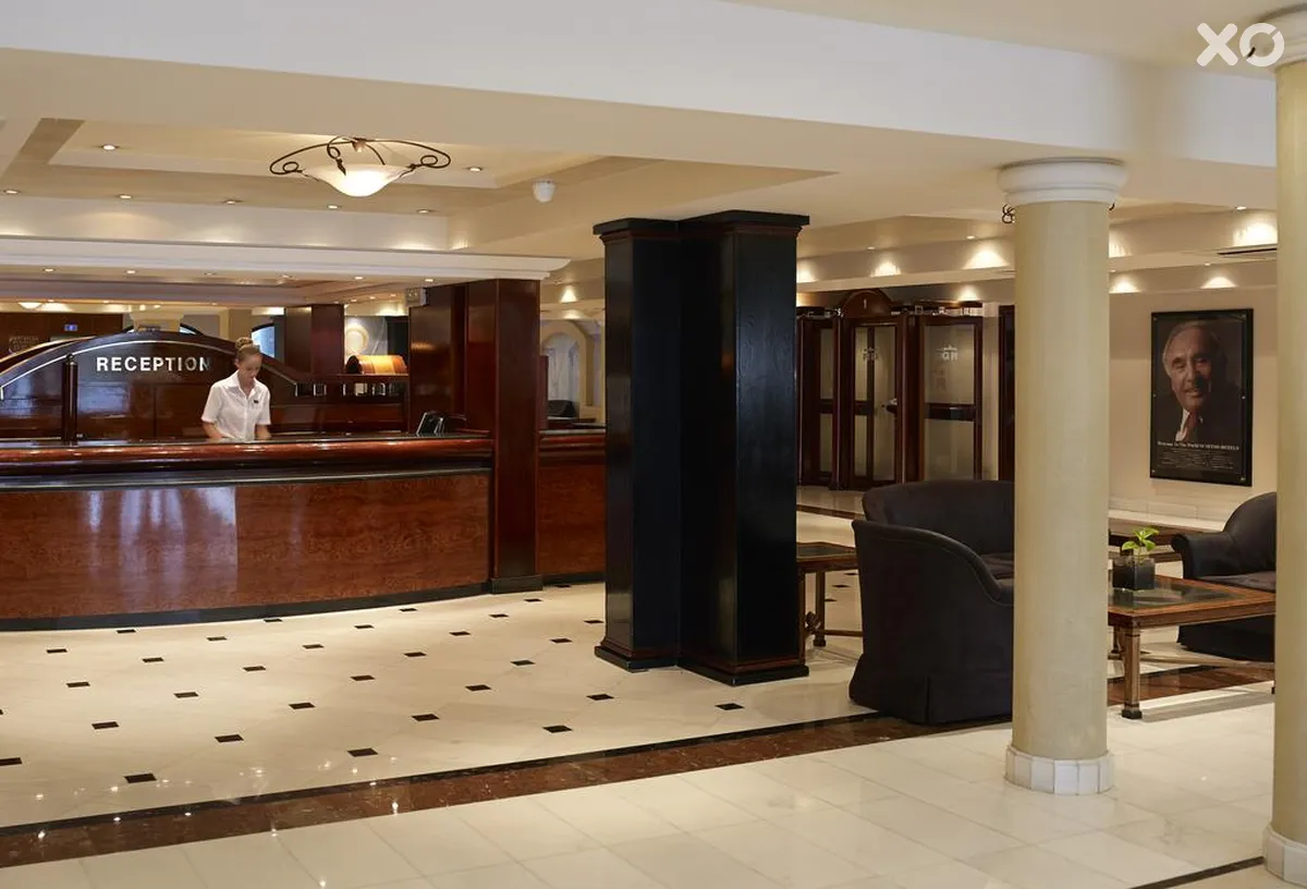 Mitsis Grand Hotel