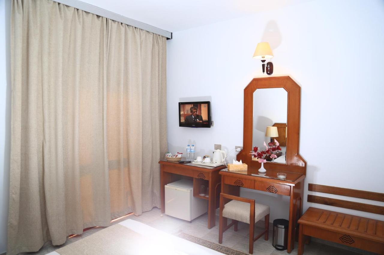 MinaMark Beach Resort