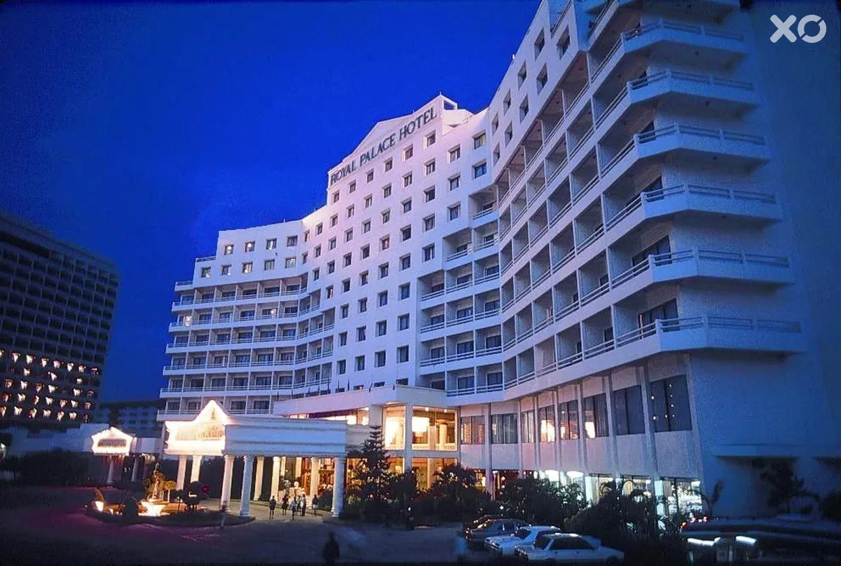 Royal Palace Hotel