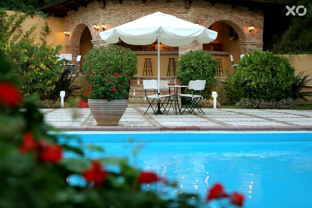 Antonios Hotel