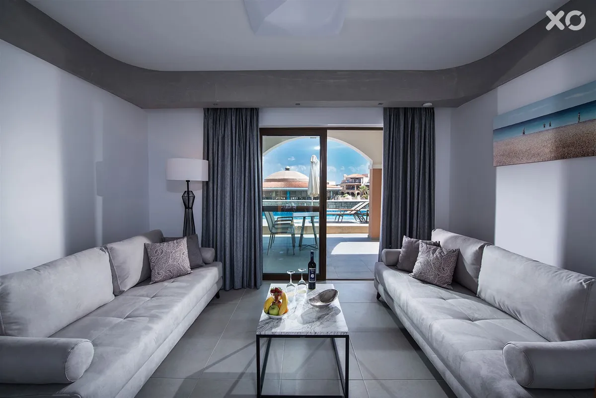 Atlantica Caldera Palace