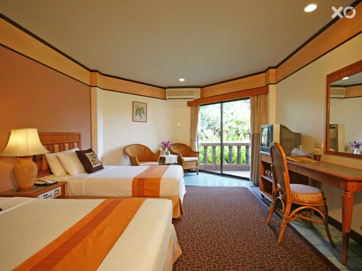 Botany Beach Resort