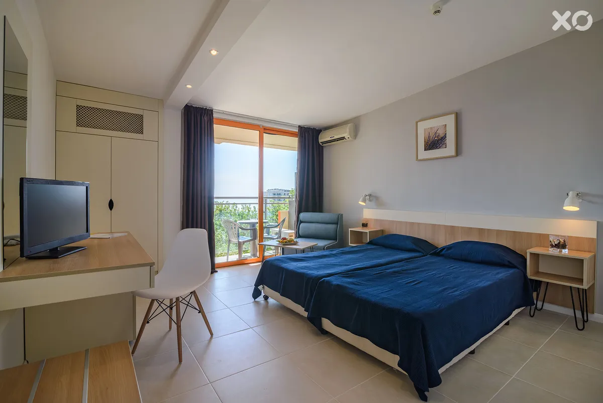 Sunrise Hotel