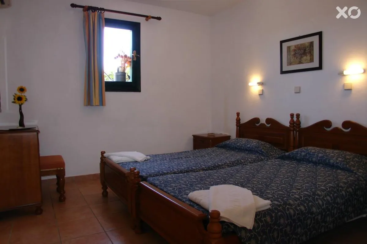 Summerland Hotel & Bungalows