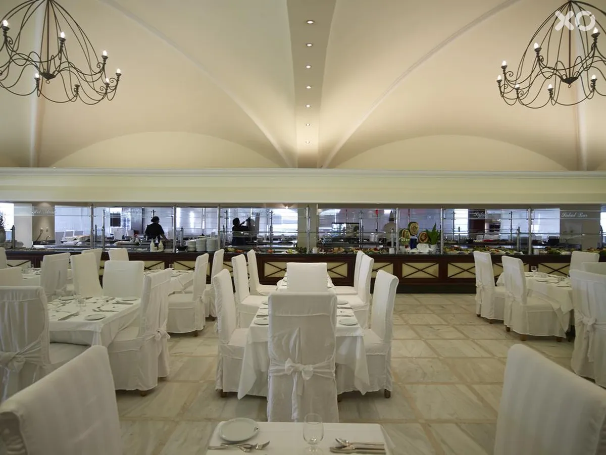 Mitsis Grand Hotel