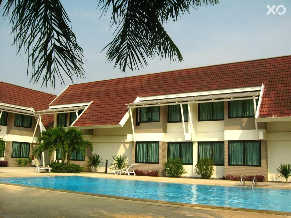 Tropicana Hotel