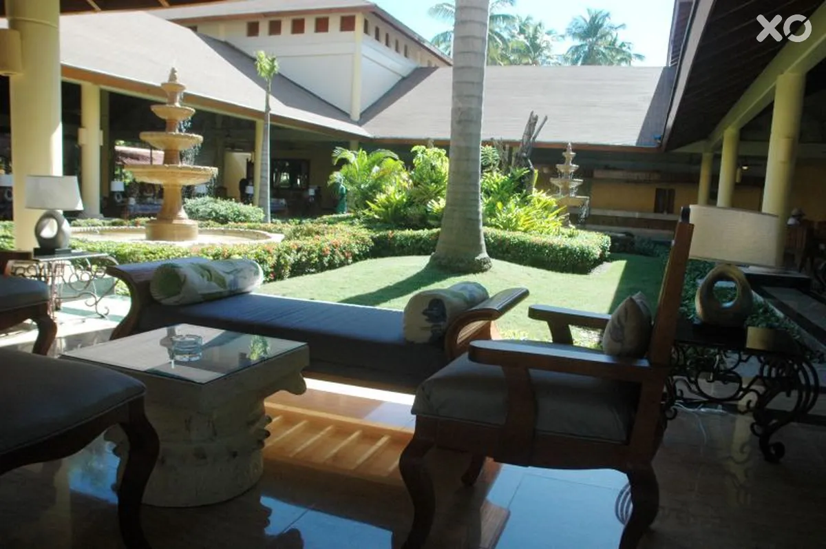 Grand Palladium Palace Resort