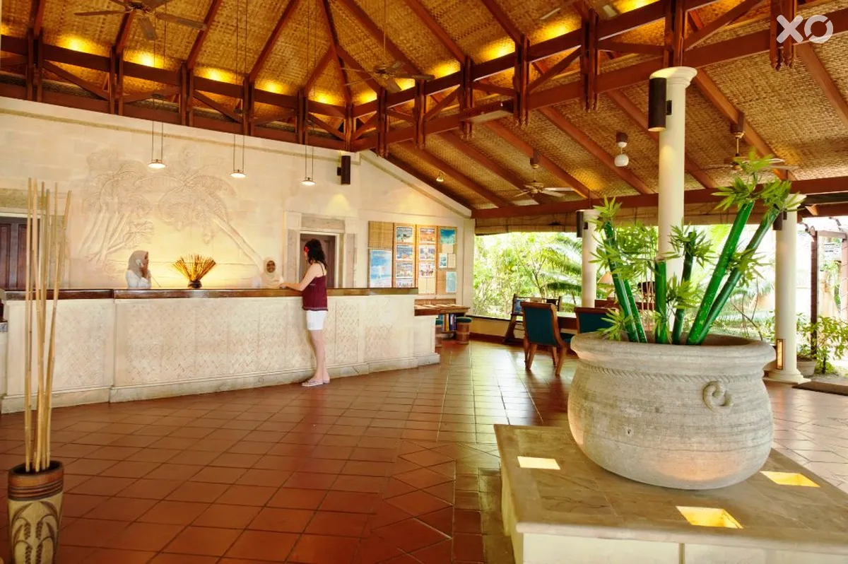 Royal Island Resort & Spa
