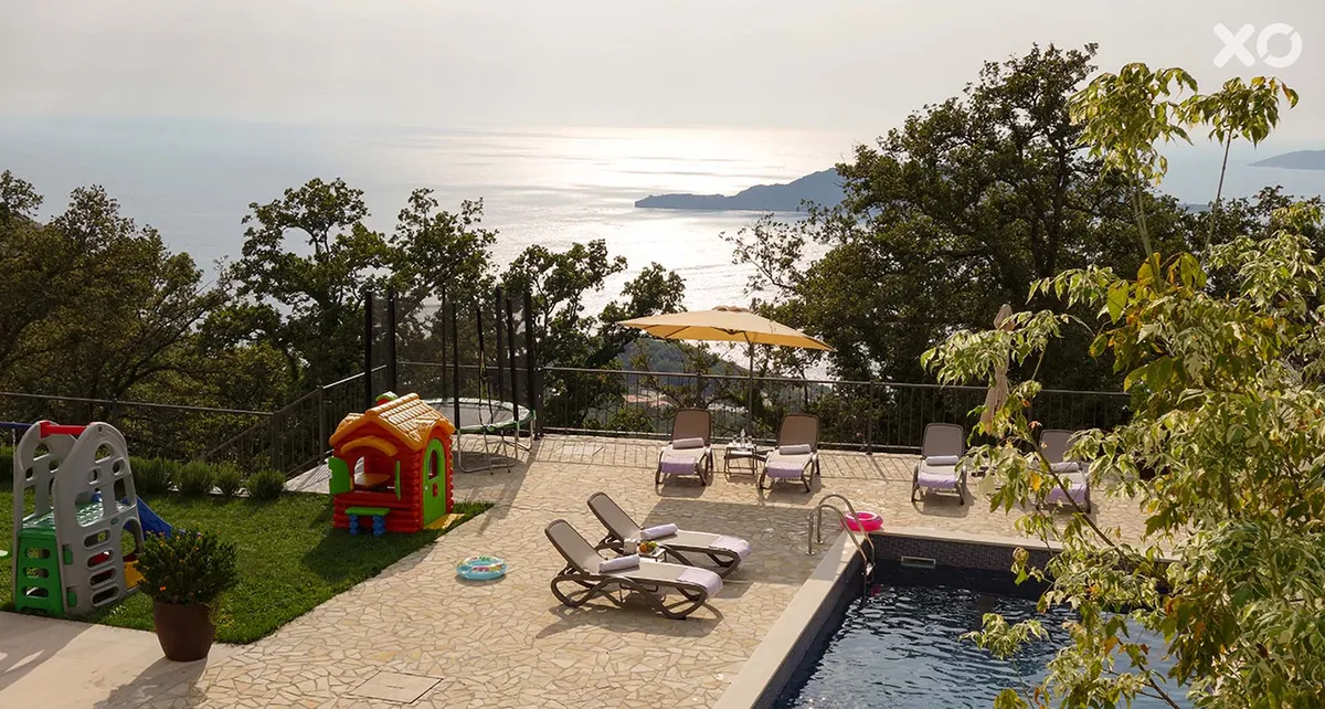 Oak Leaf Residences