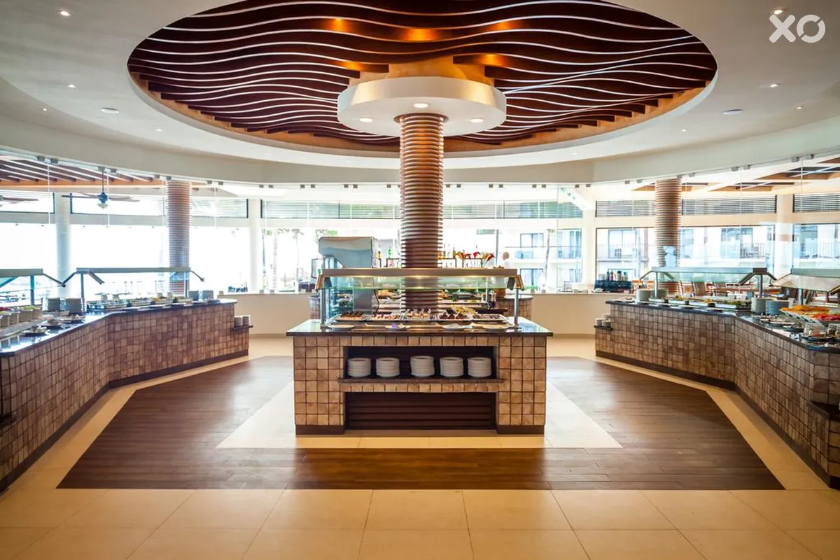 The Reef Coco Beach Hotel