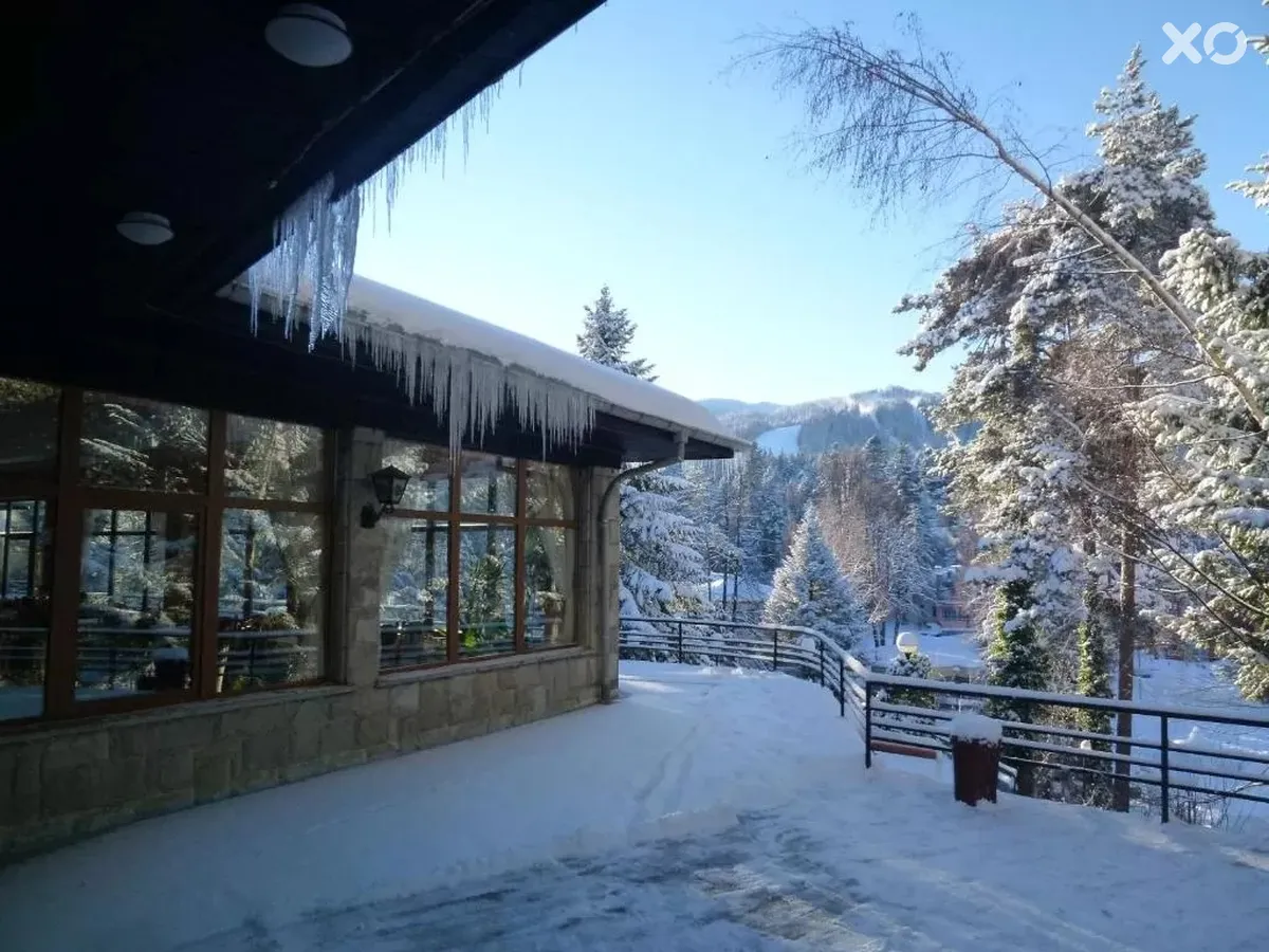 Bor Hotel