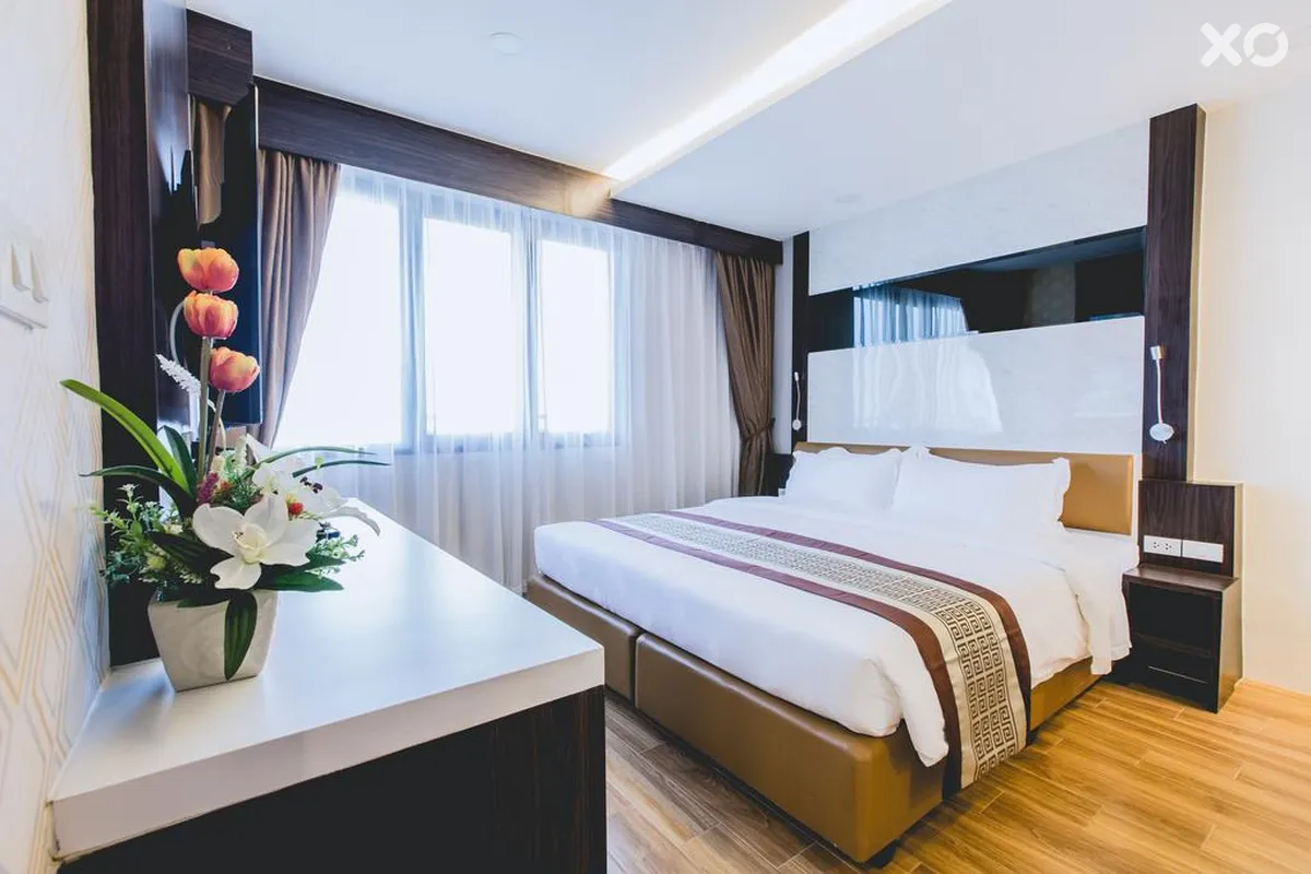 Golden Jomtien Beach Hotel