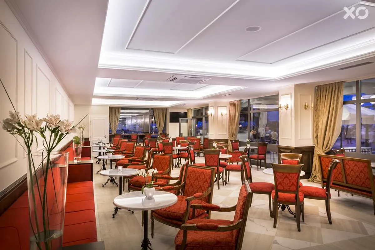 Palace Bellevue Hotel