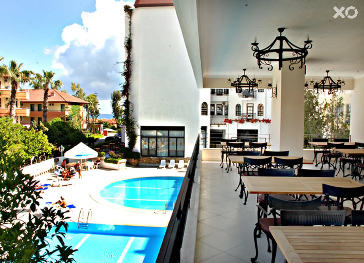 Boulevard Hotel