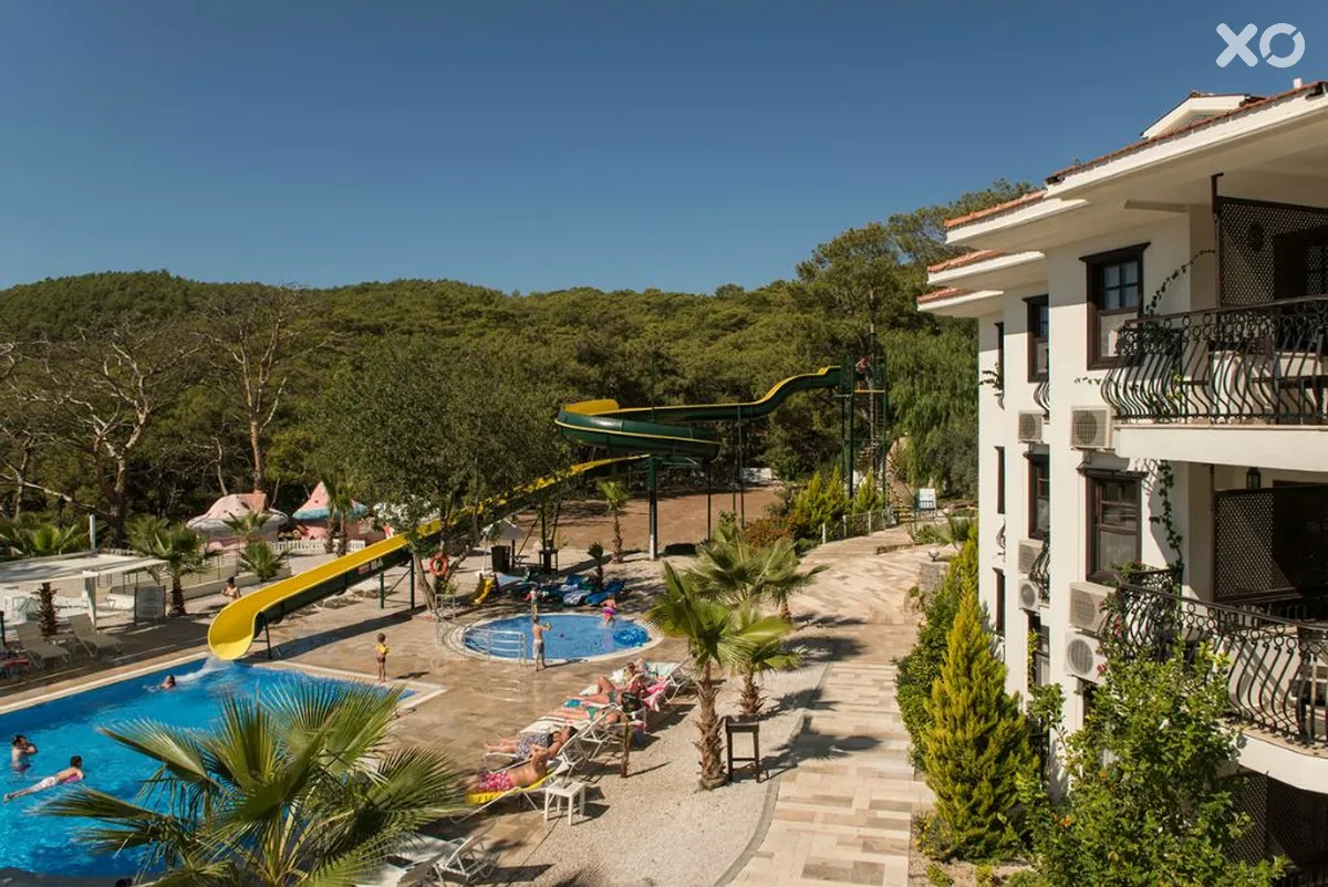 Nicholas Park Hotel