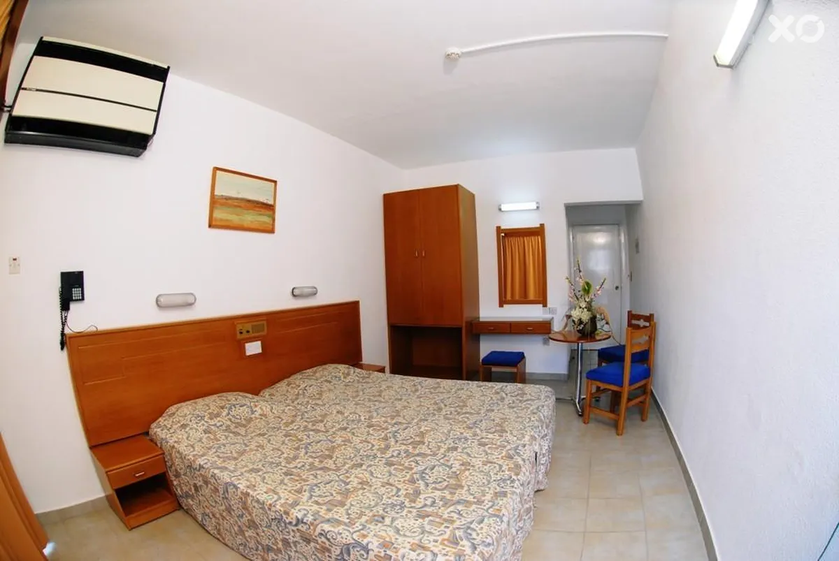 Cornelia Hotel