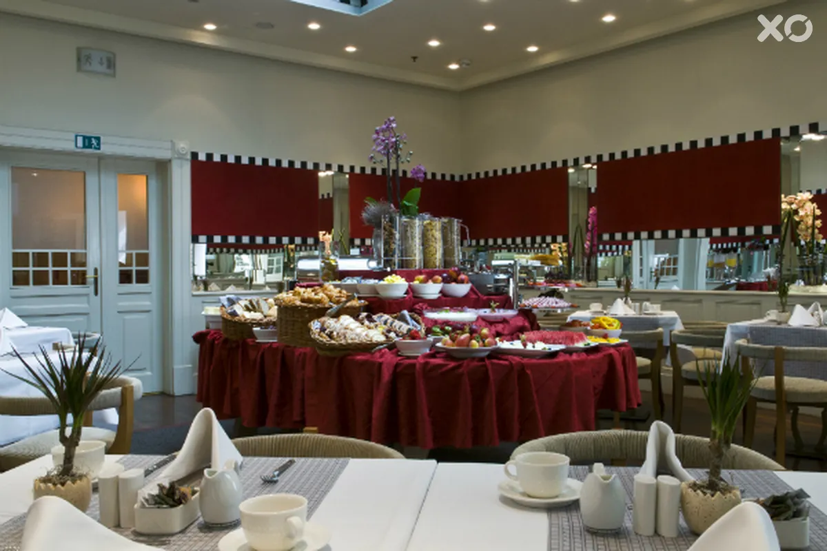 Mamaison Riverside Hotel