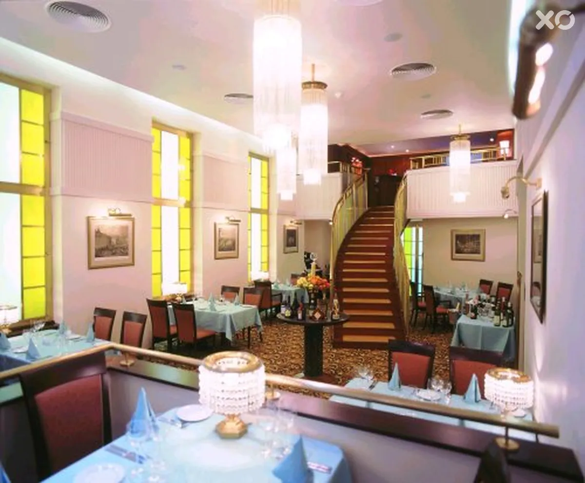 EA Hotel Royal Esprit
