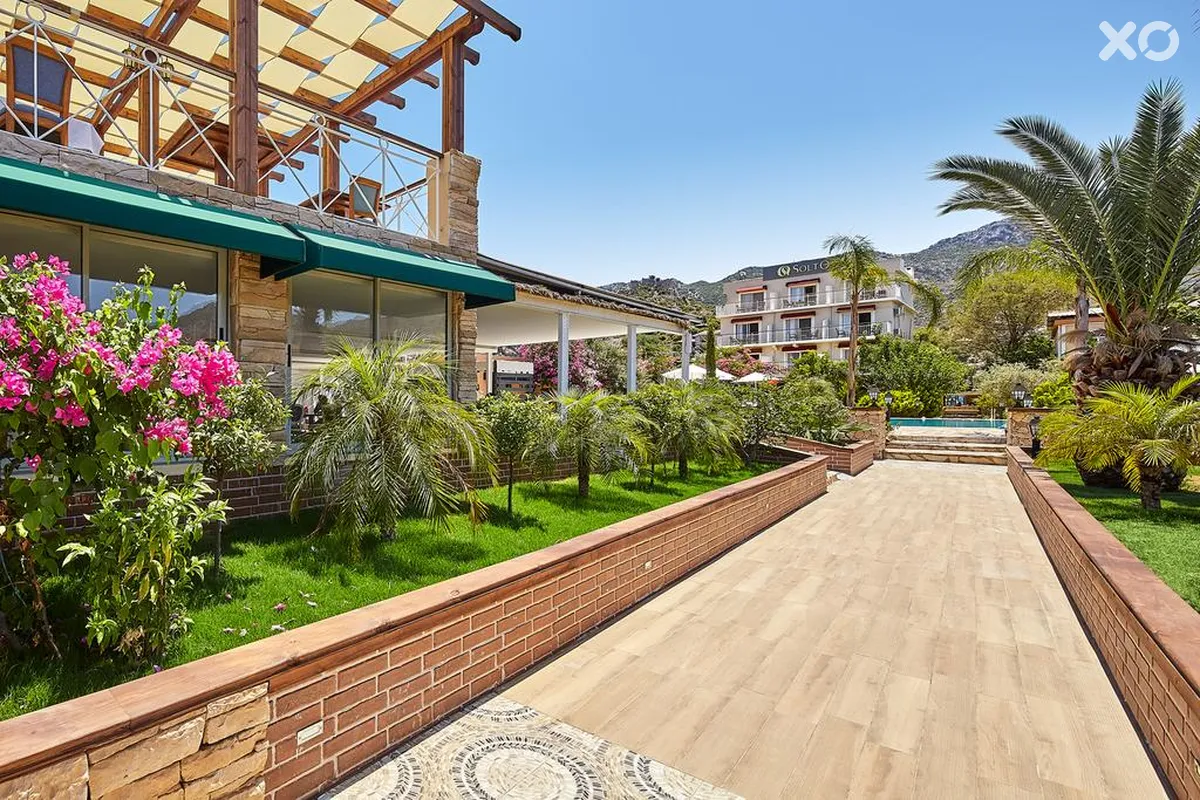 Fi Light Solto Boutique Beach