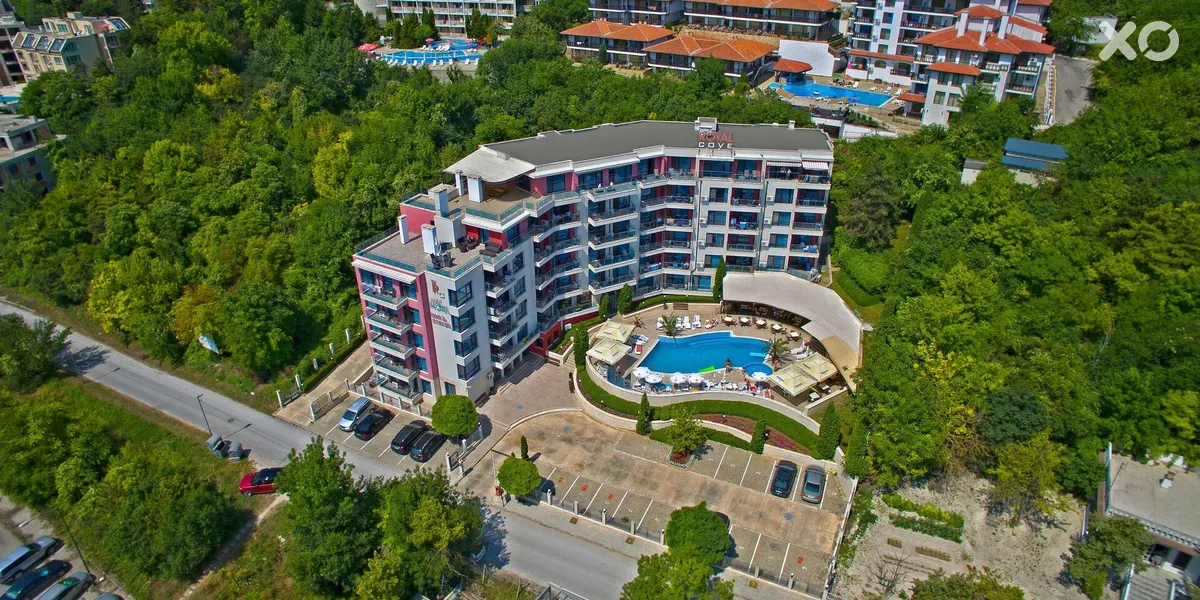 Royal Cove Residence