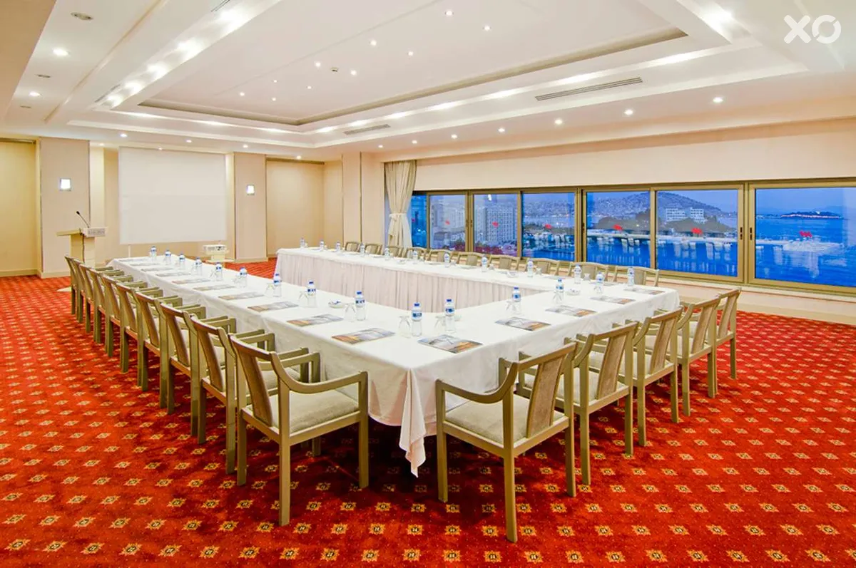 Korumar Hotel De Luxe