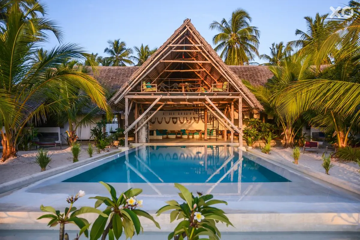 Nur Beach Hotel
