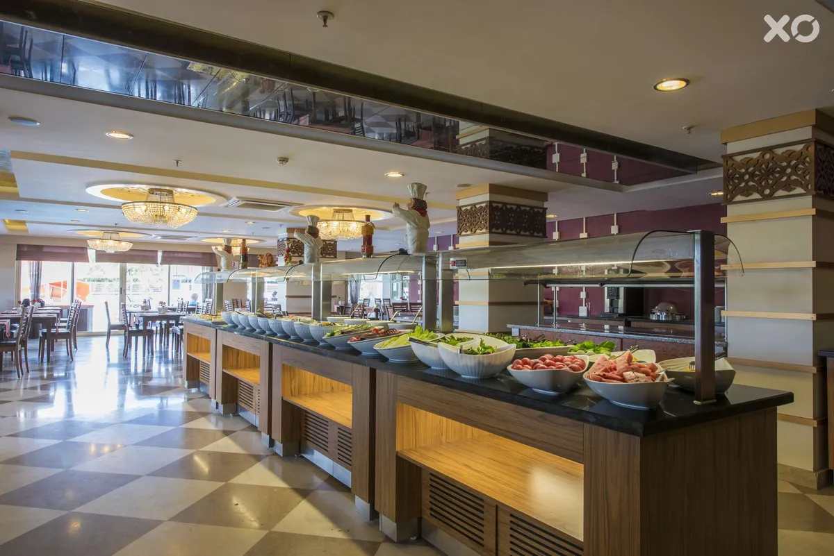 Adella Side Hotel