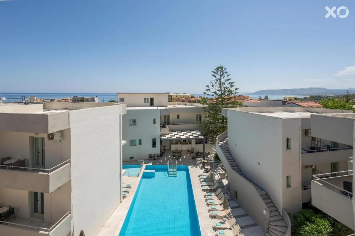 Summer Beach Hotel