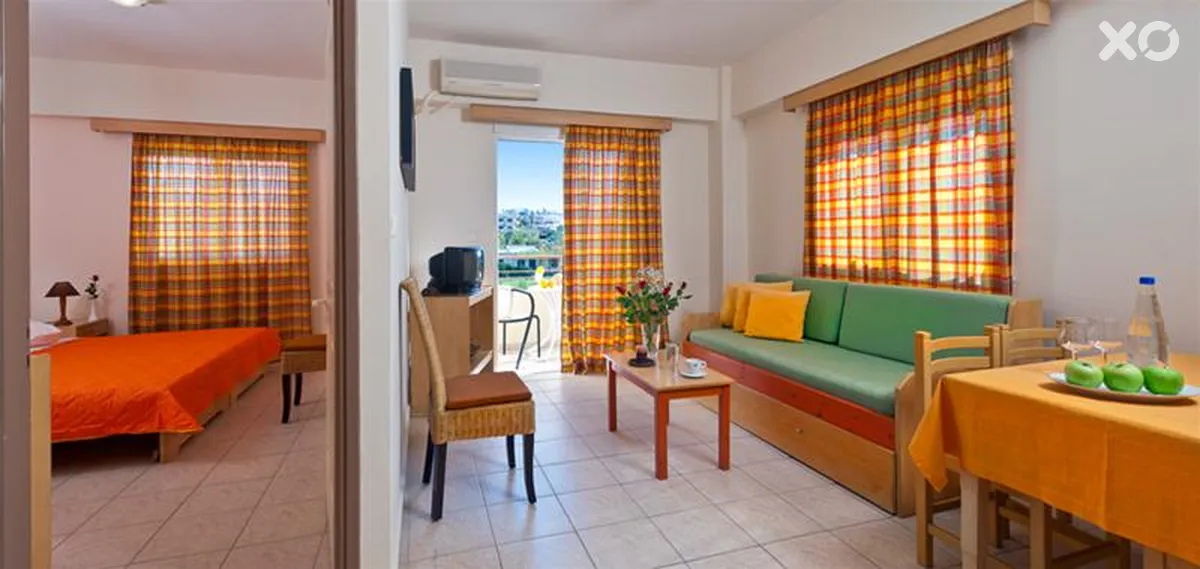 Veronica Hotel & Suites