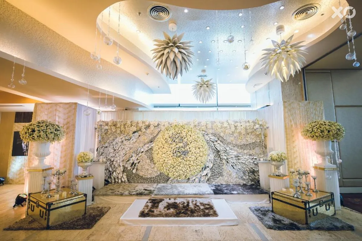 Grand Howard Hotel