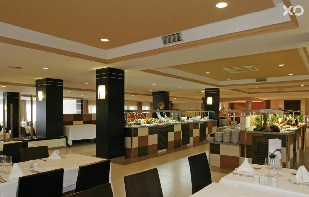 Riu La Mola Hotel