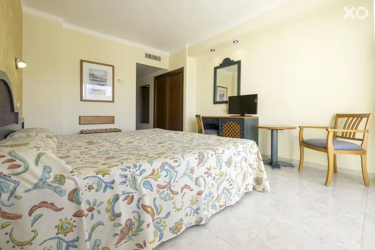 Coral Beach Hotel