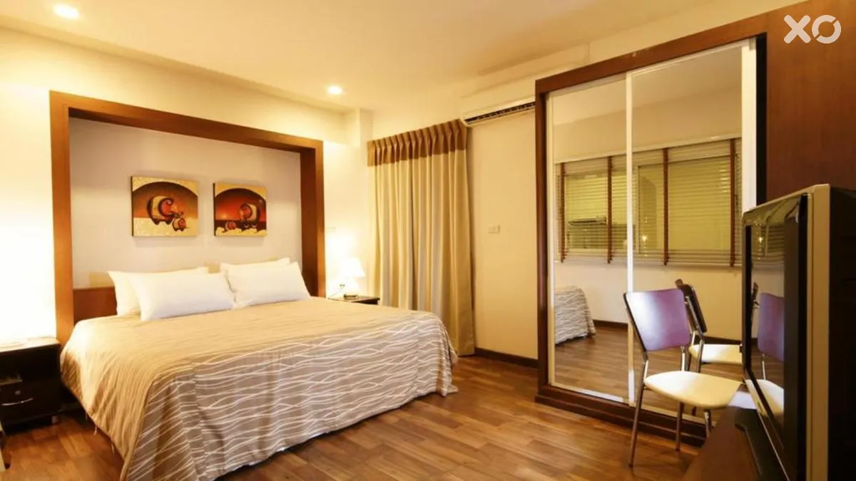 I Residence Sathorn Hotel