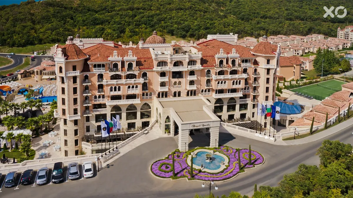 Royal Castle Design & Spa