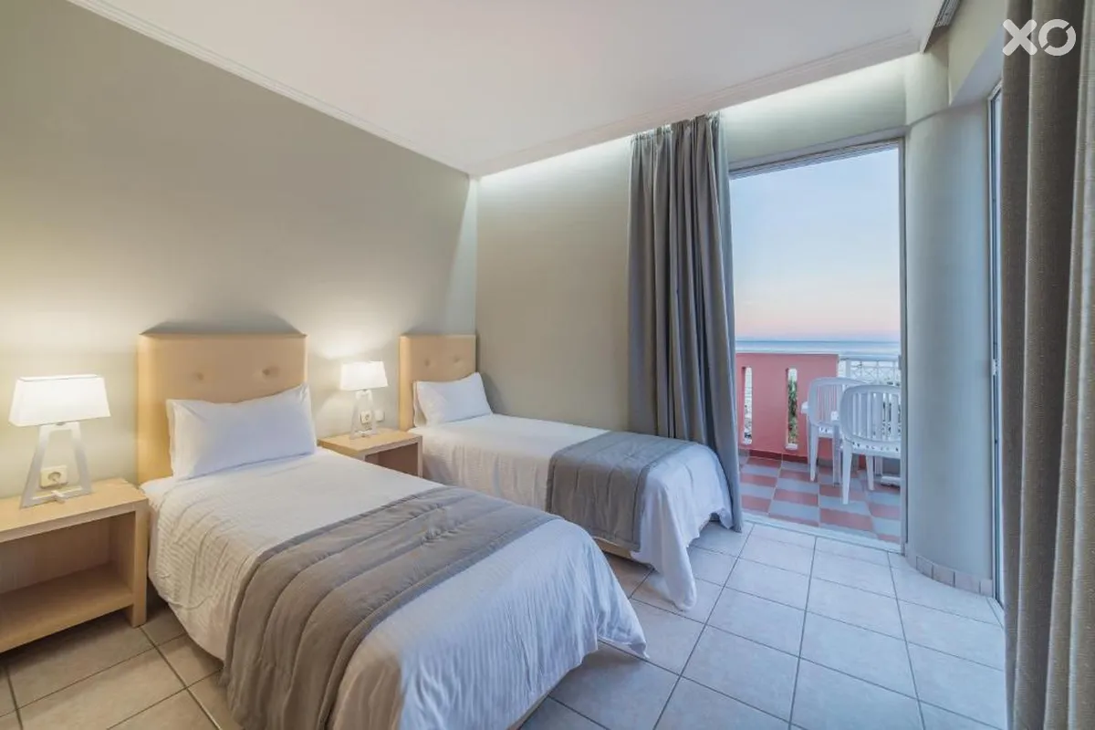 Xenos Kamara Beach Hotel