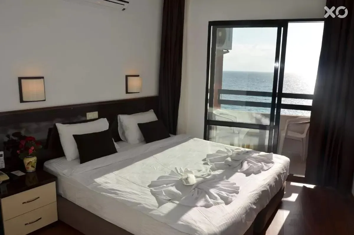 Sunday Beach Hotel