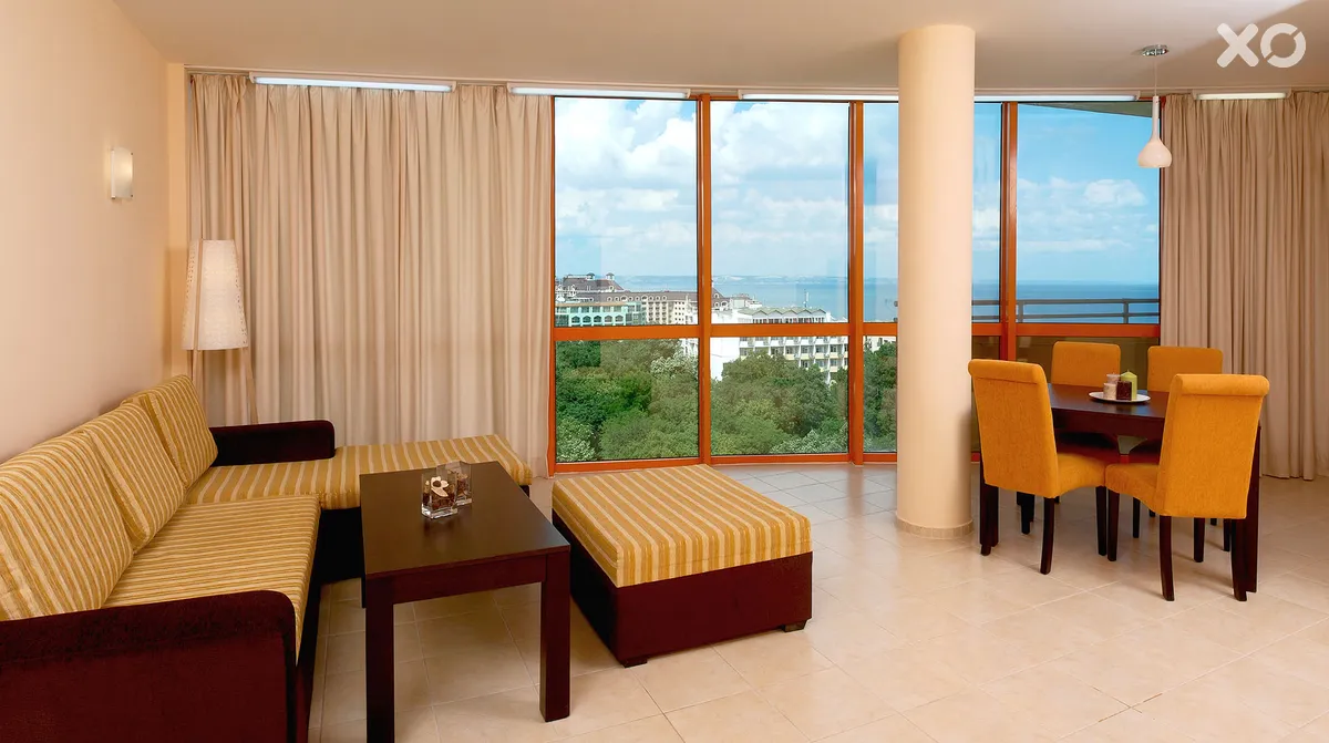 Sunrise Hotel
