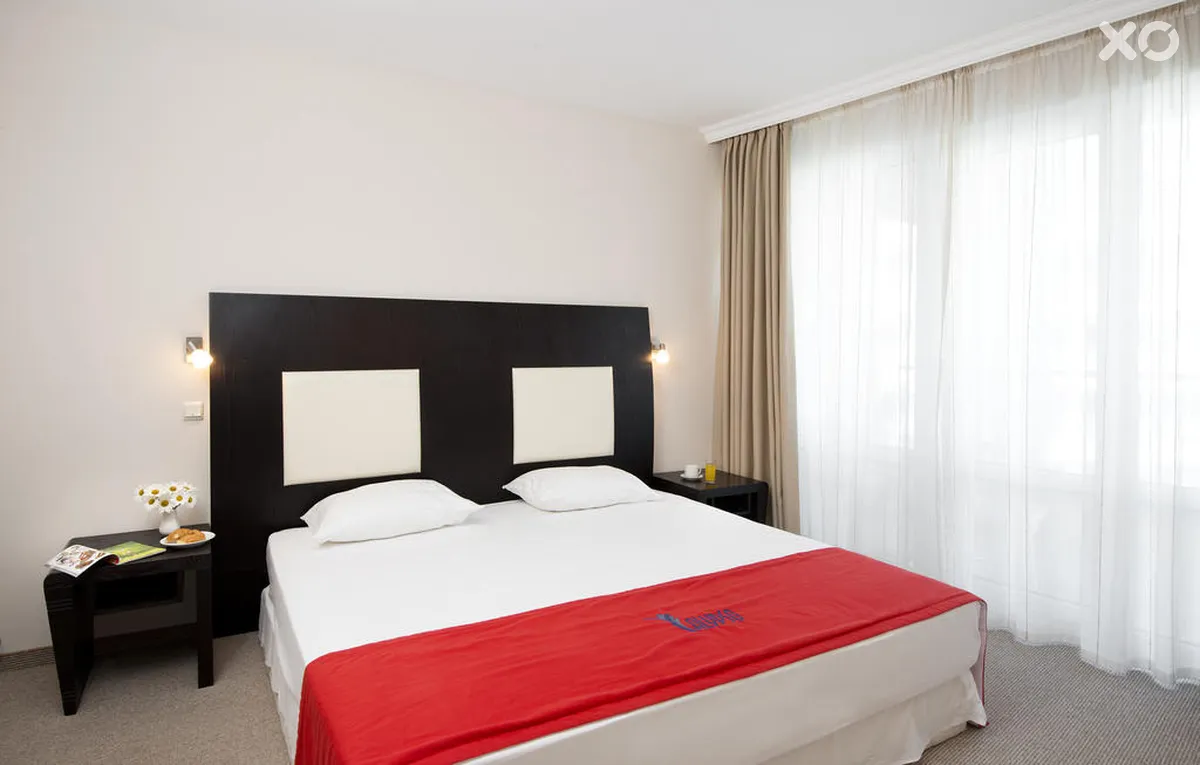 Calypso Hotel