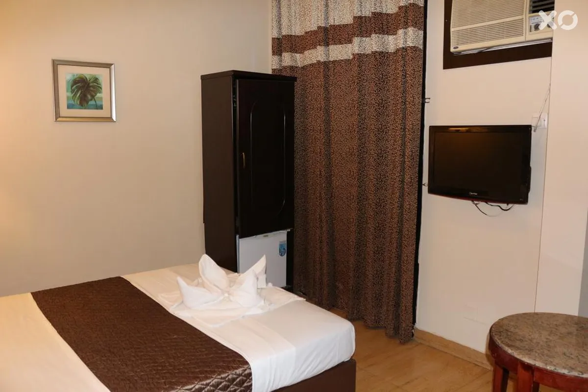 Grand Sina Hotel