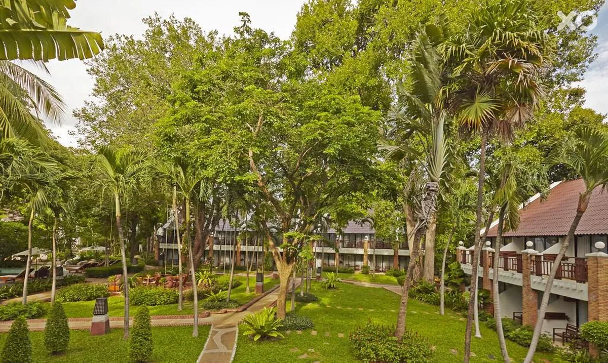 Woodlands Hotel & Resort