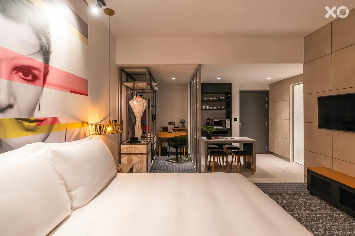Studio One Hotel
