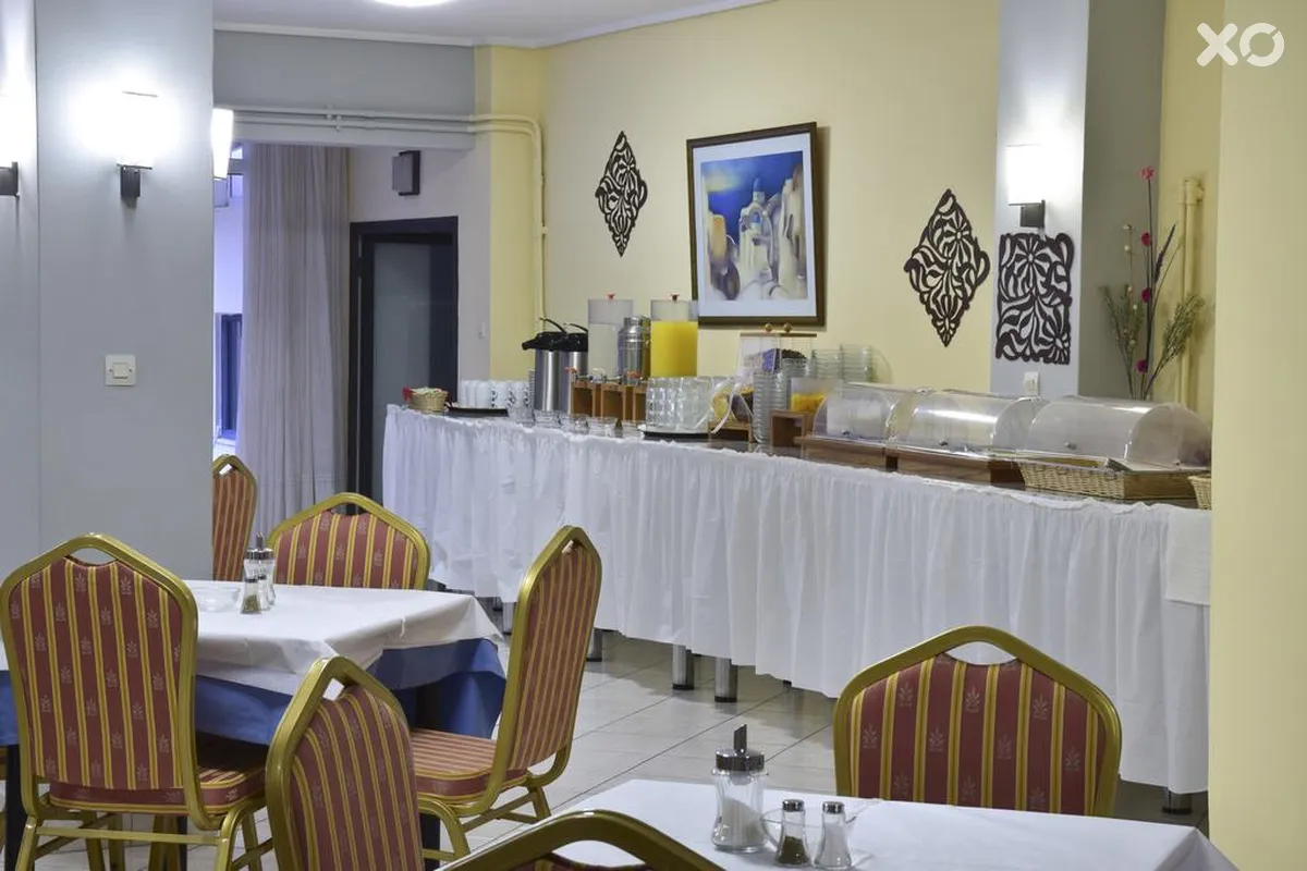 Bakos Hotel