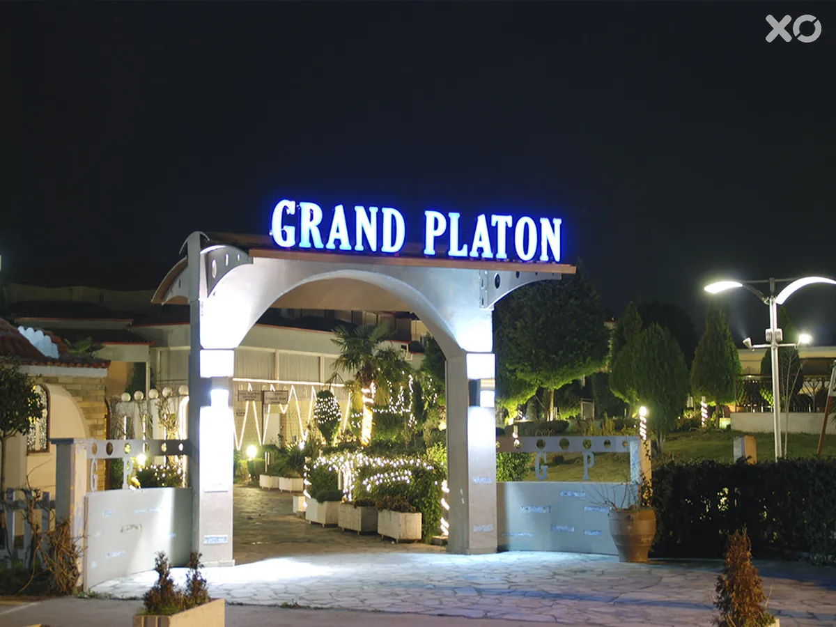 Grand Platon Hotel